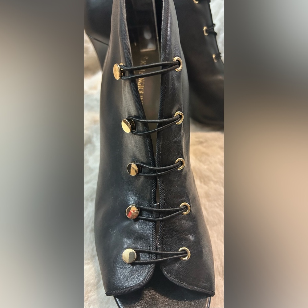 Enzo Angiolini Black Leather Ankle peep toe Boots with Gold detail. Wms. Sz. 10M - Picture 6 of 12